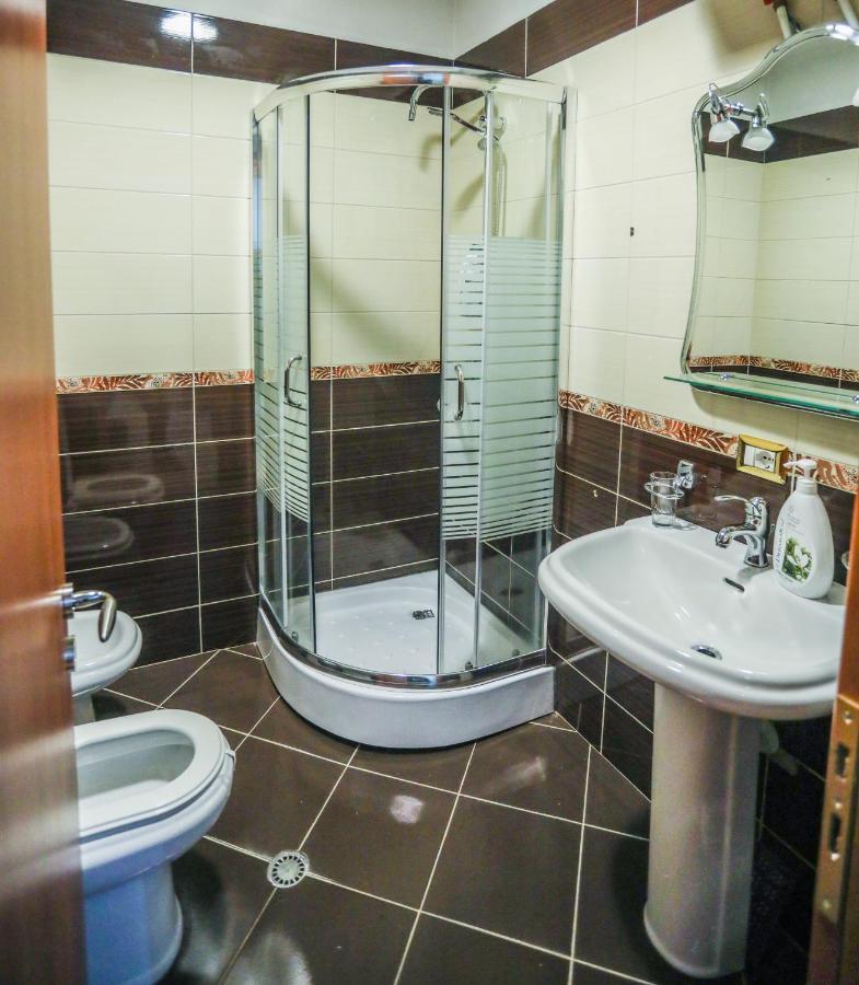 Luxurious Apartment Lake View Pogradec Exterior foto